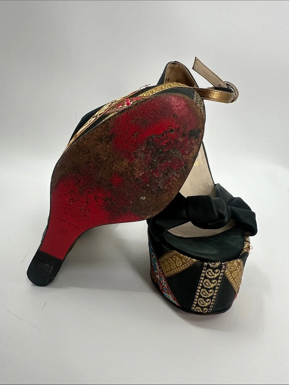 Christian Louboutin satin Wedges heels size 35